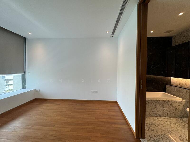 For Sale - New Futura