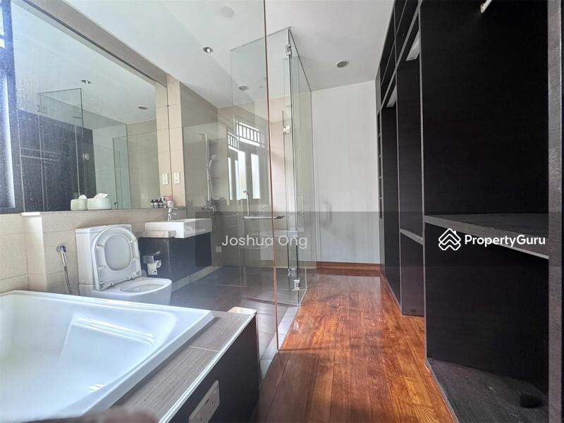 For Rent - ⭐️ Charming 2 Storey Detached Beside Conservation Block