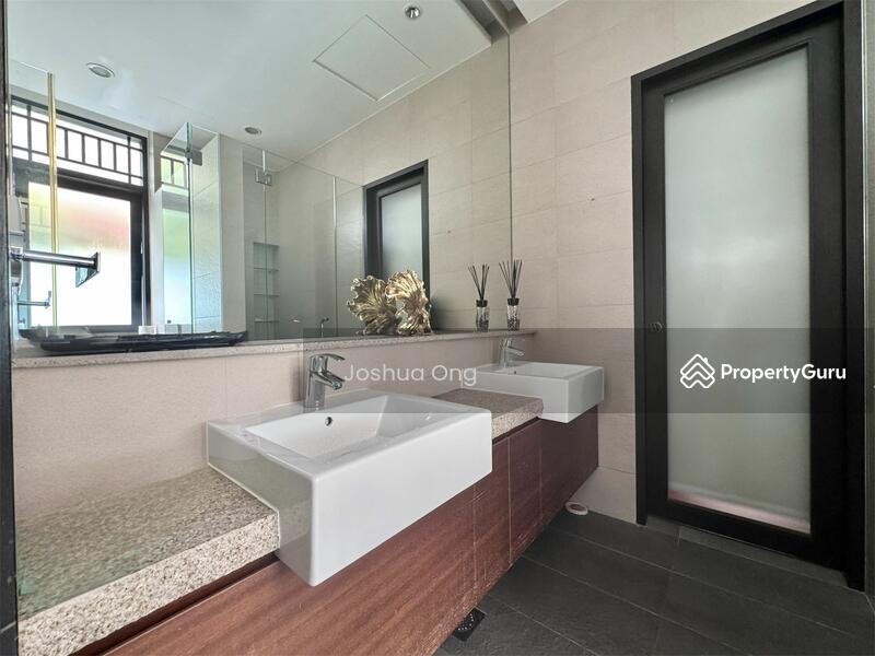 For Rent - ⭐️ Charming 2 Storey Detached Beside Conservation Block