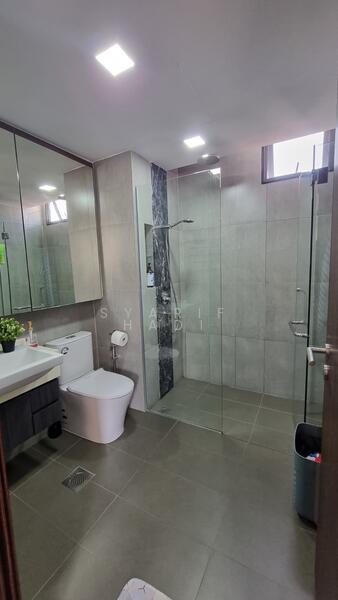 2nd Floor Ensuite