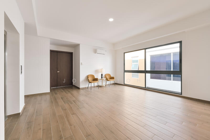 For Sale - Seletar Hills Estate