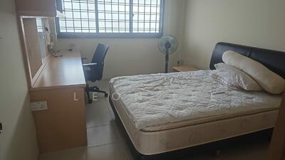 For Rent - 411 Jurong West Street 42