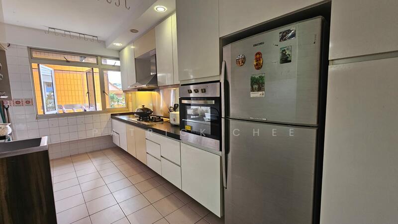 For Sale - 230J Tampines Street 21