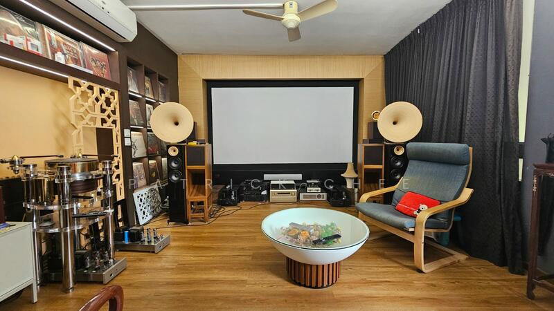 For Sale - 230J Tampines Street 21