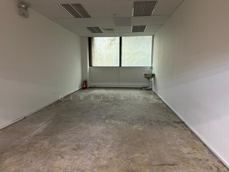 Lucky Plaza, Orchard Road, Orchard / River Valley, 376 sqft, Mall Shop For Sale, by Derrick Tai, 60098003 - CommercialGuru.com.sg