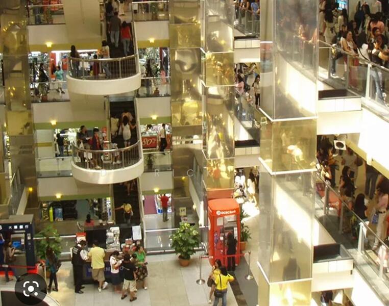 Lucky Plaza, Orchard Road, Orchard / River Valley, 376 sqft, Mall Shop For Sale, by Derrick Tai, 60098003 - CommercialGuru.com.sg