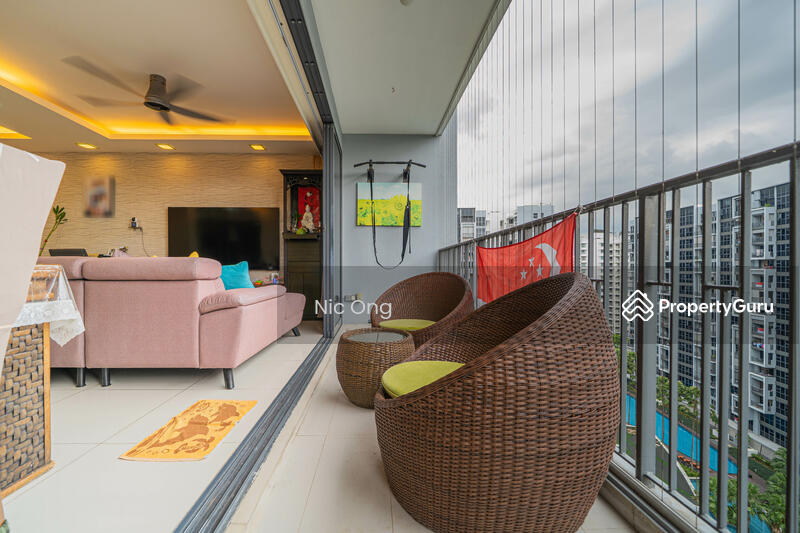 For Sale - Prive