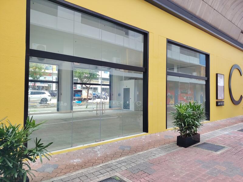 Tradehub 21, 18 Boon Lay Way, 2,605 sqft, Food & Beverage For Rent, by Clarence Chiong, 60098187 - Exterior - CommercialGuru.com.sg