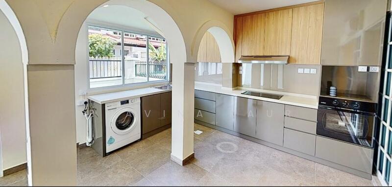 C H E A P West Coast Gardens Terrace, 1km to Nan Hua & Qifa! FUTURE MRT!, West Coast Gardens West Coast Drive West Coast Ave, 4 Bedrooms, 2,900 sqft, Terraced House For Sale, by Bhavina Kaur, 60098204 - PropertyGuru.com.sg