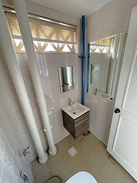 Circular Road, CIRCULAR ROAD, 1,324 sqft, Shop / Shophouse For Rent, by Gerard Ong, 60098210 - CommercialGuru.com.sg