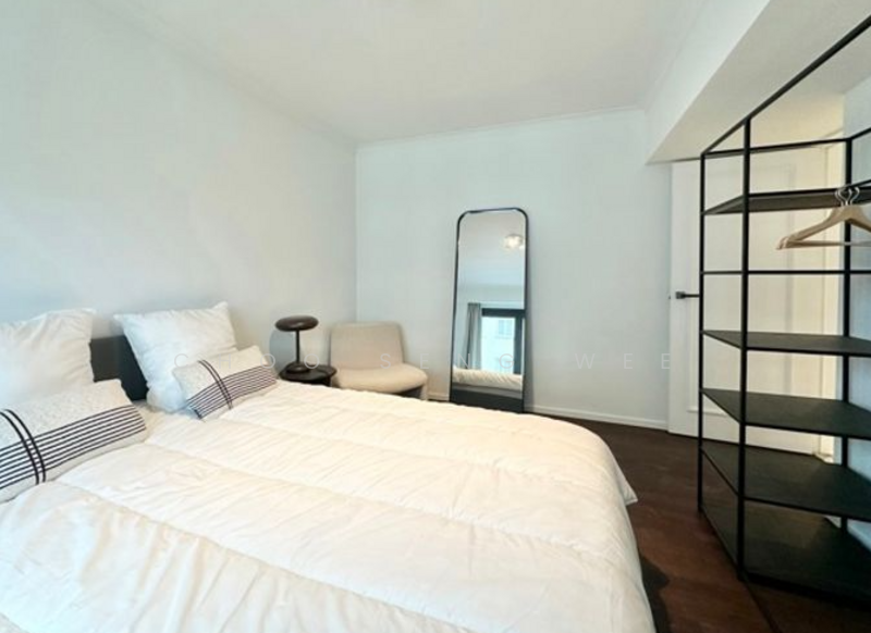 For Rent - Fully Furnished with Weekly Cleaning Walk-up Co-living rooms