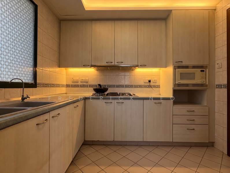 The Springbloom, 139 Serangoon Avenue 3, 2 Bedrooms, 893 sqft, Condominium For Sale, by Frederick Neo, 60098317 - Kitchen - PropertyGuru.com.sg