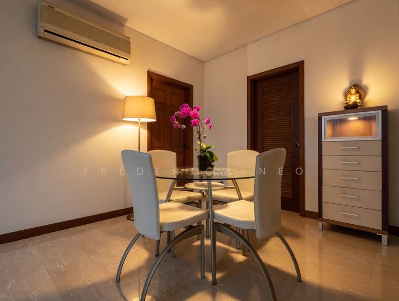 The Springbloom, 139 Serangoon Avenue 3, 2 Bedrooms, 893 sqft, Condominium For Sale, by Frederick Neo, 60098317 - Dining Room - PropertyGuru.com.sg