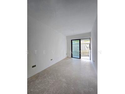 For Sale - The Reef at King's Dock