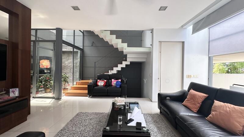 For Sale - Rare, 3 Storey Semi-D with basement, 8mins walk to MRT