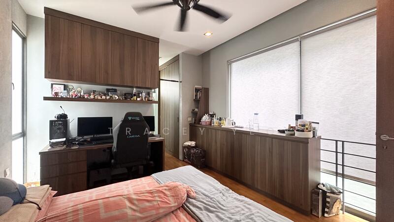 For Sale - Rare, 3 Storey Semi-D with basement, 8mins walk to MRT