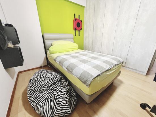 For Sale - 623 Woodlands Drive 52