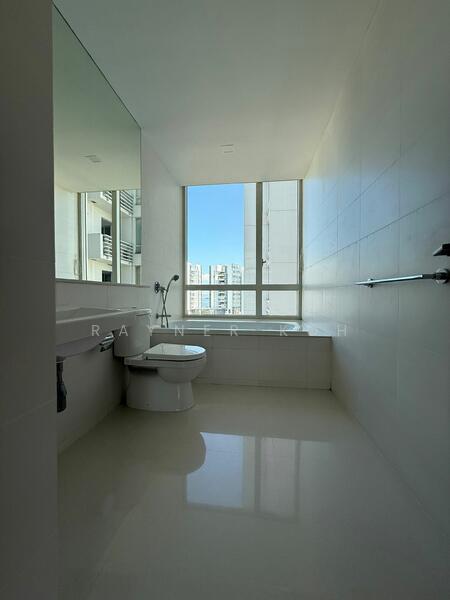 The Sea View, 31 Amber Road, 3 Bedrooms, 1,216 sqft, Condominium For Rent, by Rayner Koh, 60098497 - Bathroom - PropertyGuru.com.sg