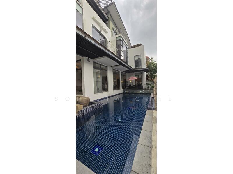 Large pool