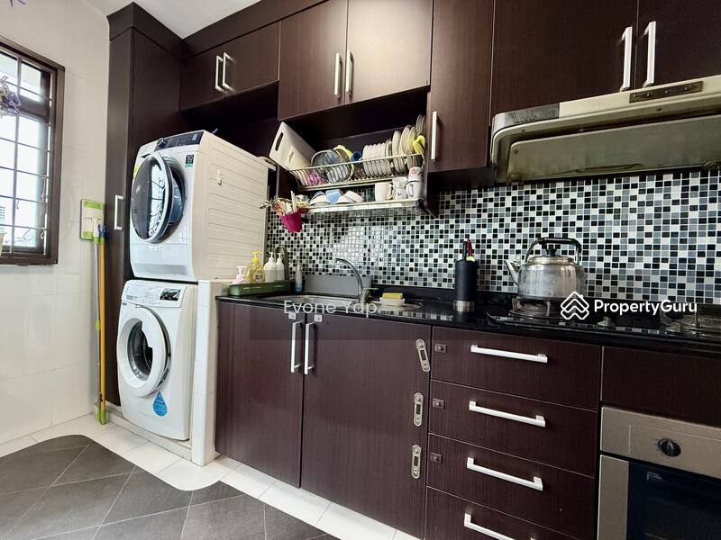 For Sale - 350 Ang Mo Kio Street 32