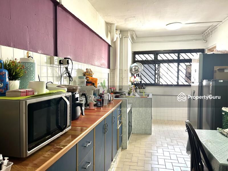 For Sale - 718 Yishun Street 71