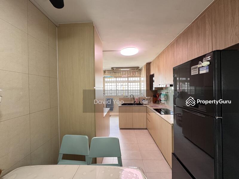 For Sale - 601 Hougang Avenue 4