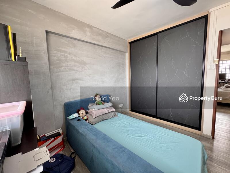 For Sale - 601 Hougang Avenue 4
