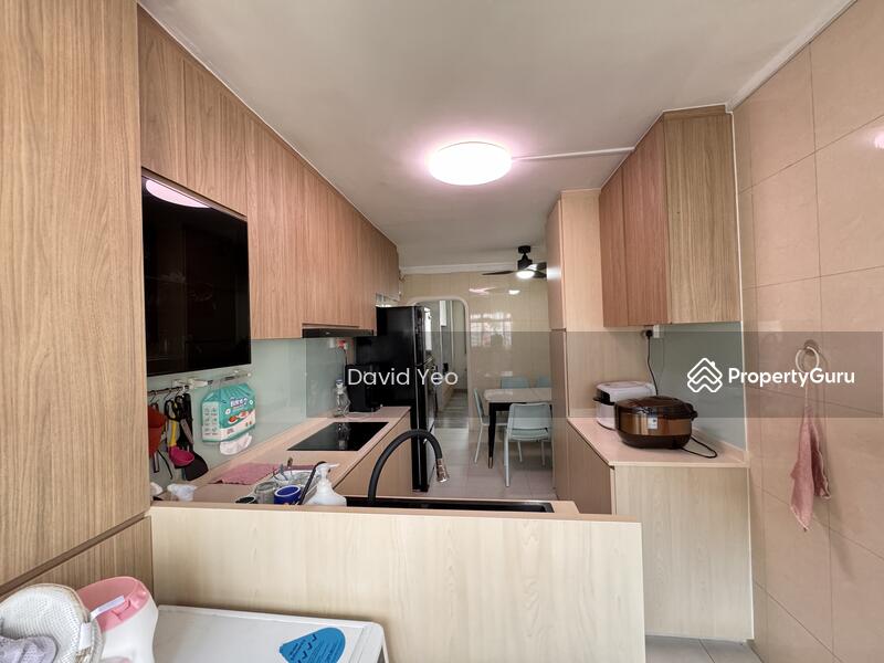 For Sale - 601 Hougang Avenue 4