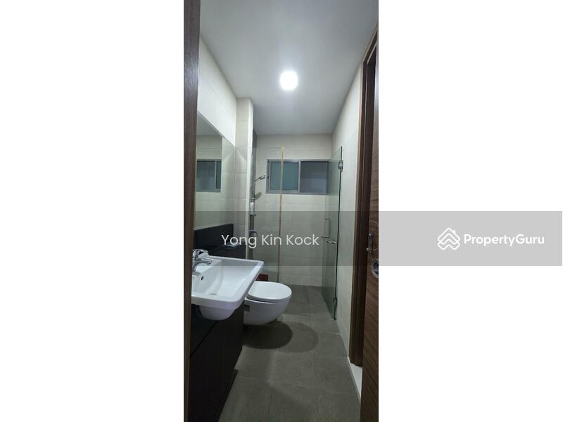 Basement - Attached bath to Bedroom 1