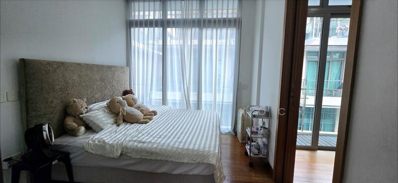 Level 3 - Junior Master Bedroom