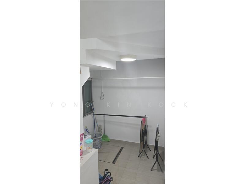 Basement - Yard/Wash Area