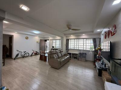 For Sale - 542 Hougang Avenue 8