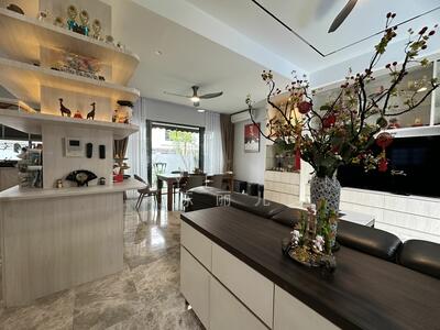 For Sale - Modern Semi-Detached with Lift & Pool in Prime Kovan