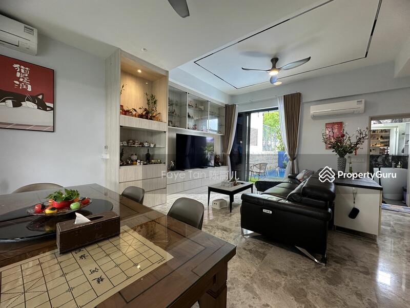 For Sale - Modern Semi-Detached with Lift & Pool in Prime Kovan