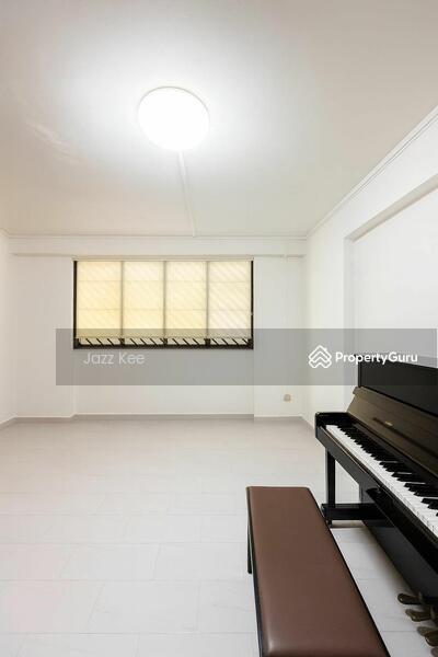 For Sale - 228 Simei Street 4