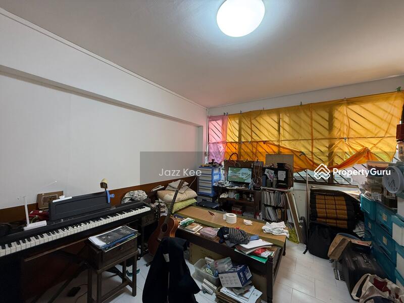 For Sale - 228 Simei Street 4