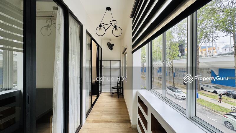 For Rent - Rare City Fringe 2B1B Walk-Up | Three MRTs