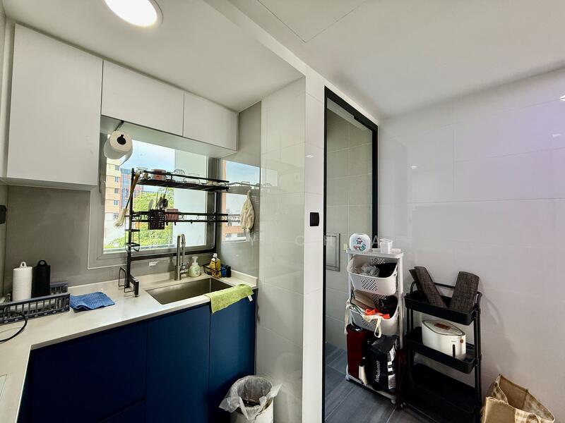 For Rent - Esta Ruby