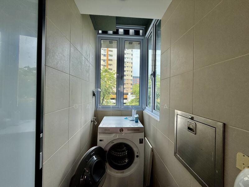 For Rent - Esta Ruby
