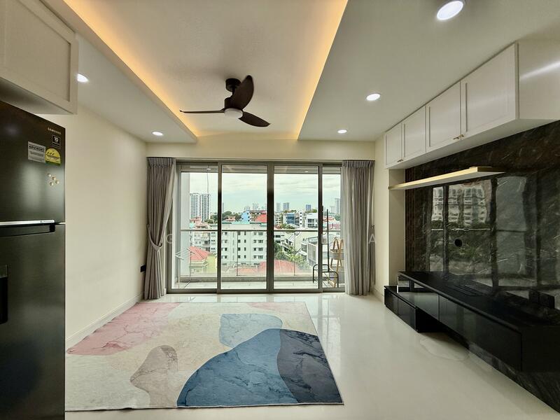For Rent - Esta Ruby