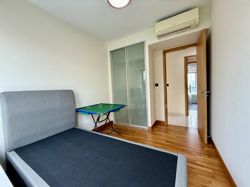 For Rent - Esta Ruby