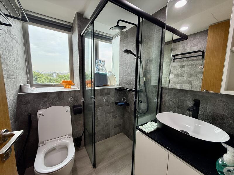 For Rent - Esta Ruby
