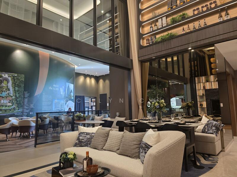 For Sale - Lentoria