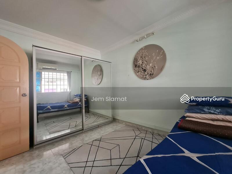 For Sale - 539 Bukit Batok Street 52