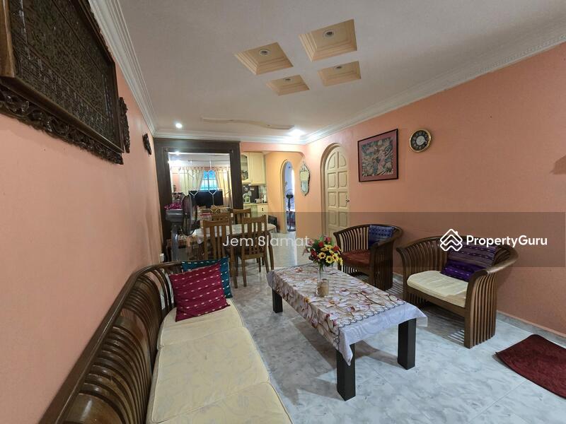 For Sale - 539 Bukit Batok Street 52
