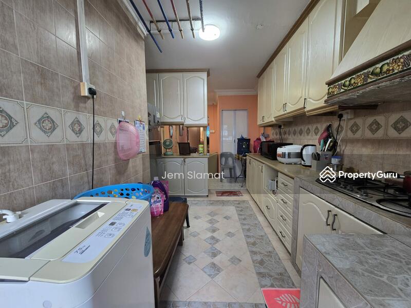 For Sale - 539 Bukit Batok Street 52
