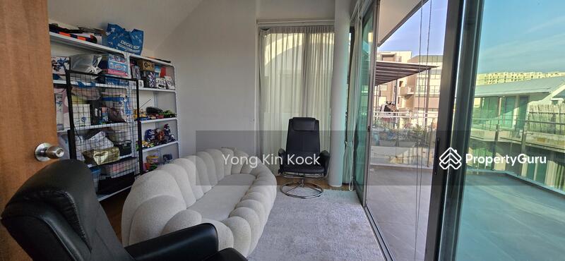 Level 4 - Bedroom 5 /. Family Area