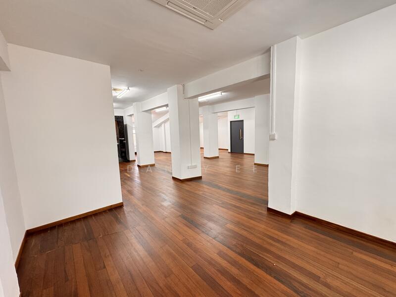 Kampong Glam Shop House, 109 Arab Street, 2,700 sqft, Shop / Shophouse For Rent, by Danny Ee, 60099765 - CommercialGuru.com.sg