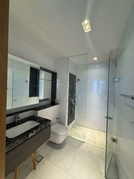 Marina One Residences, 21 Marina Way, 2 Bedrooms, 1,163 sqft, Condominium For Rent, by Dennis Tang, 60099770 - Common toilet - PropertyGuru.com.sg