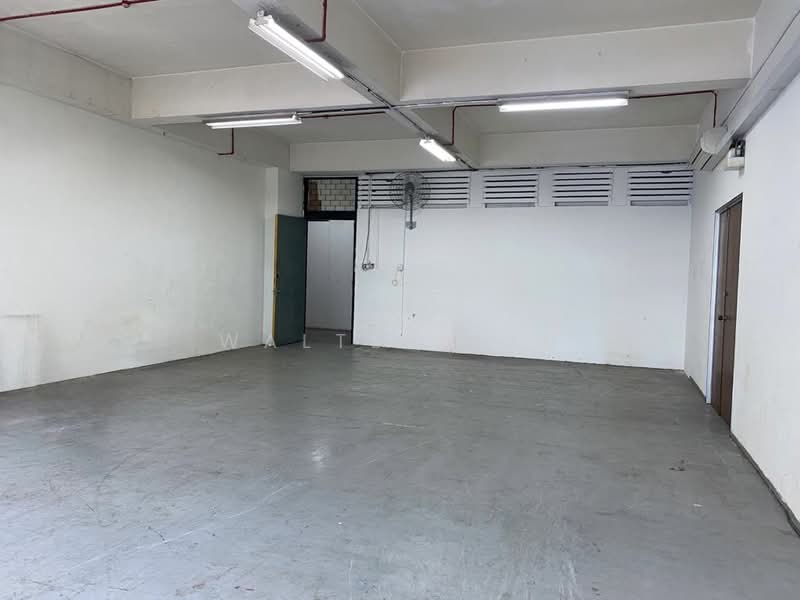 Ruby Industrial Complex, 80 Genting Lane, 838 sqft, Factory / Workshop (B2) For Rent, by Walter Lau, 60099774 - Cement flooring - CommercialGuru.com.sg